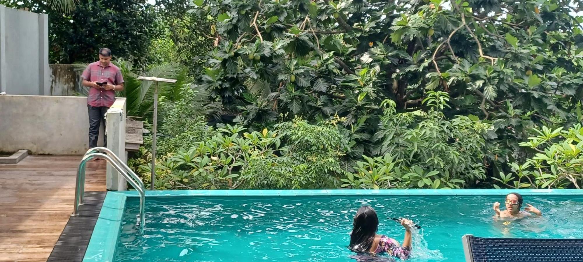 Thalangama Lakeview Lodge Battaramulla Esterno foto