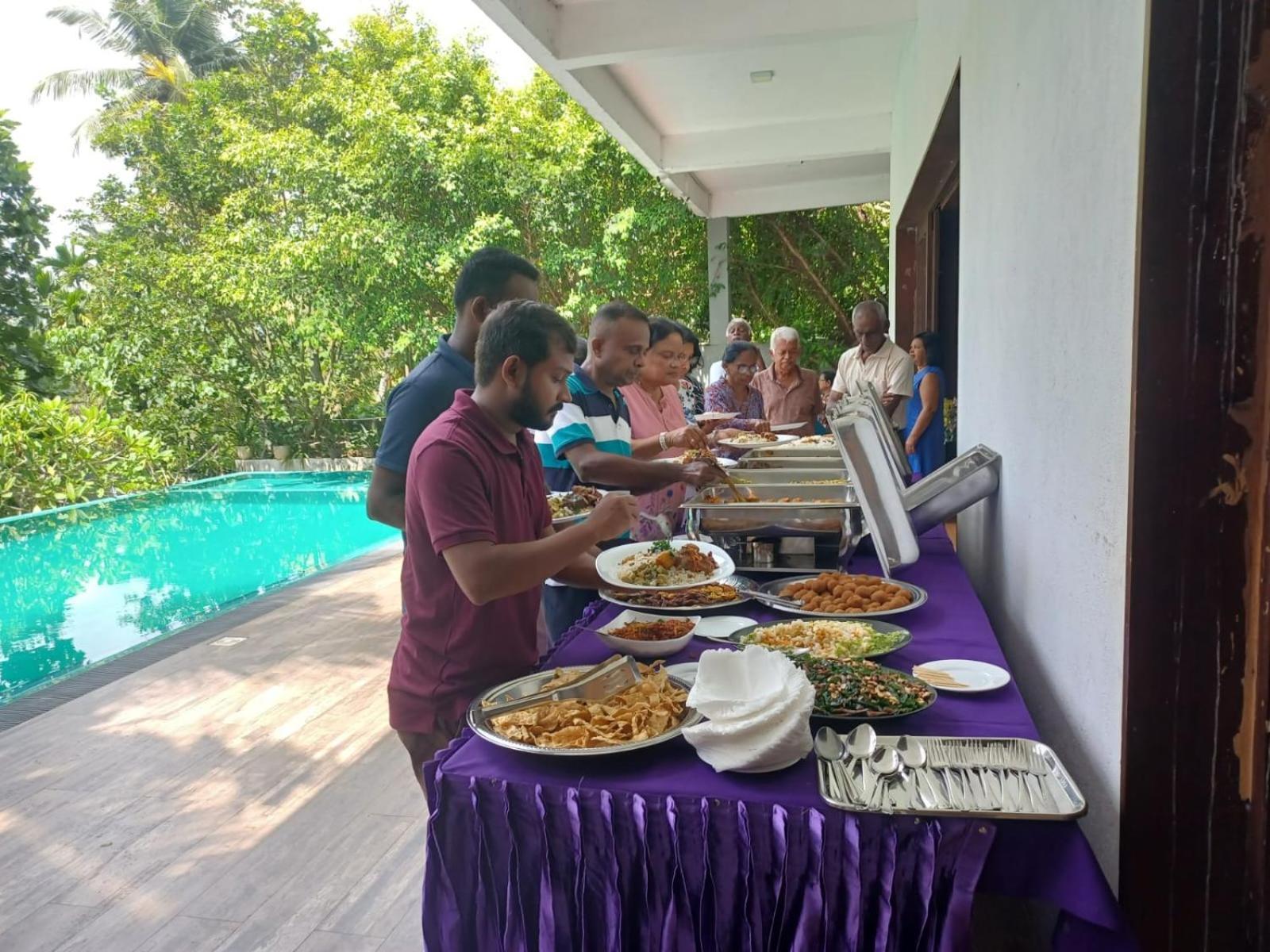 Thalangama Lakeview Lodge Battaramulla Esterno foto
